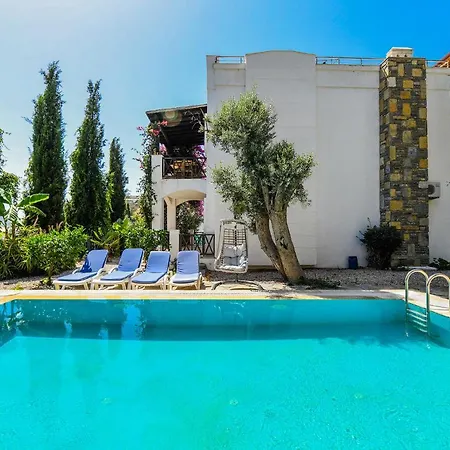 Leo Bodrum * يالِكافاك